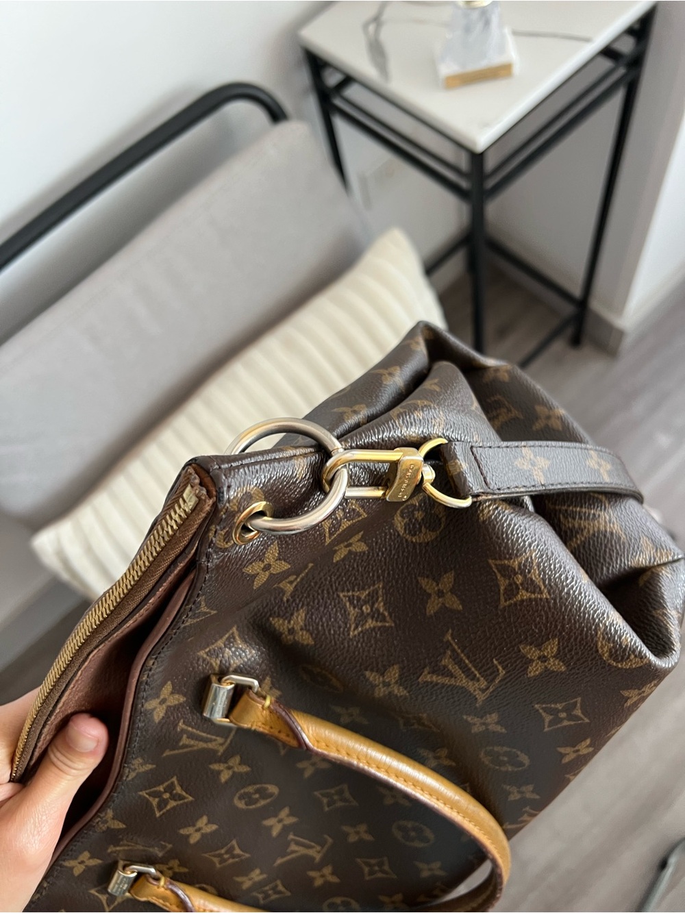 Louis Vuitton Monogram bag - Picture 9 of 16